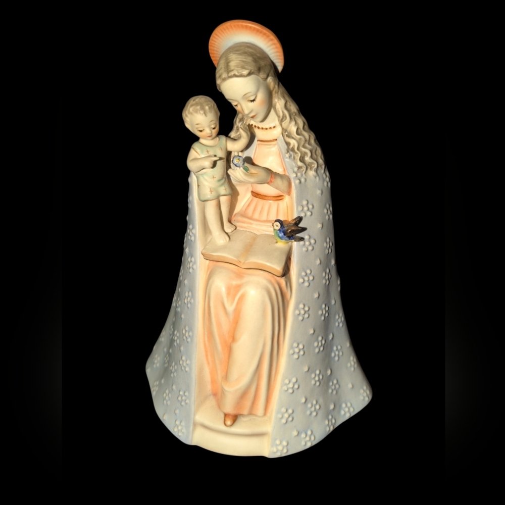 Flower Madonna by M.I. Hummel